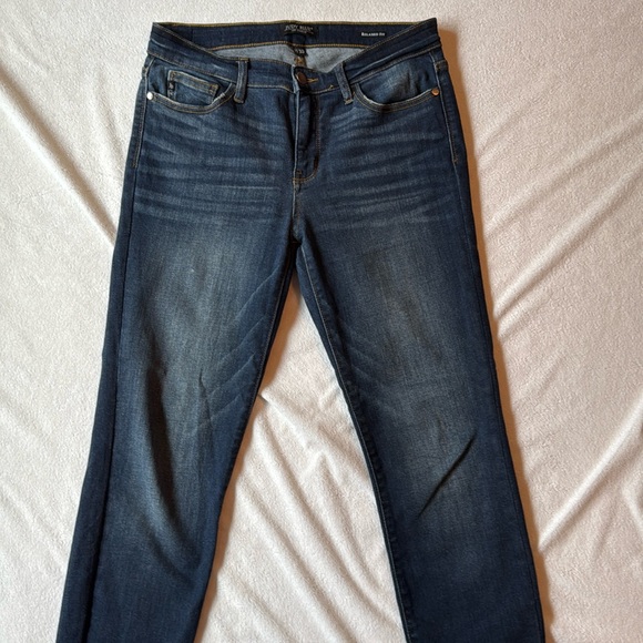 Judy Blue Relaxed Fit - Picture 1 of 5
